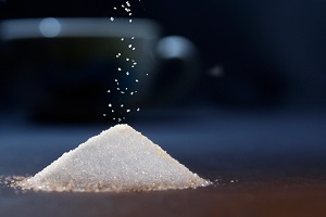 Nutrition Blogs - Aspartame or Sugar - Which is the "Better" Alternative?